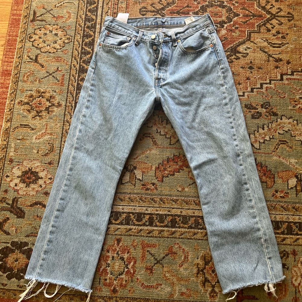 Ripped 501 jeans